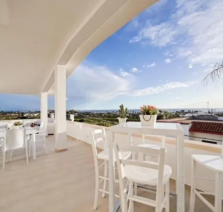 N Apartment Torre Suda