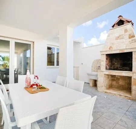 N Apartment Torre Suda