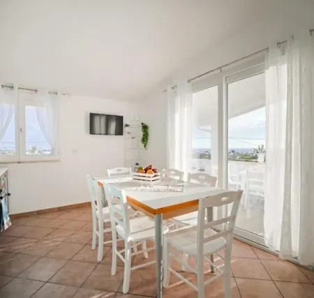 Apartment N *